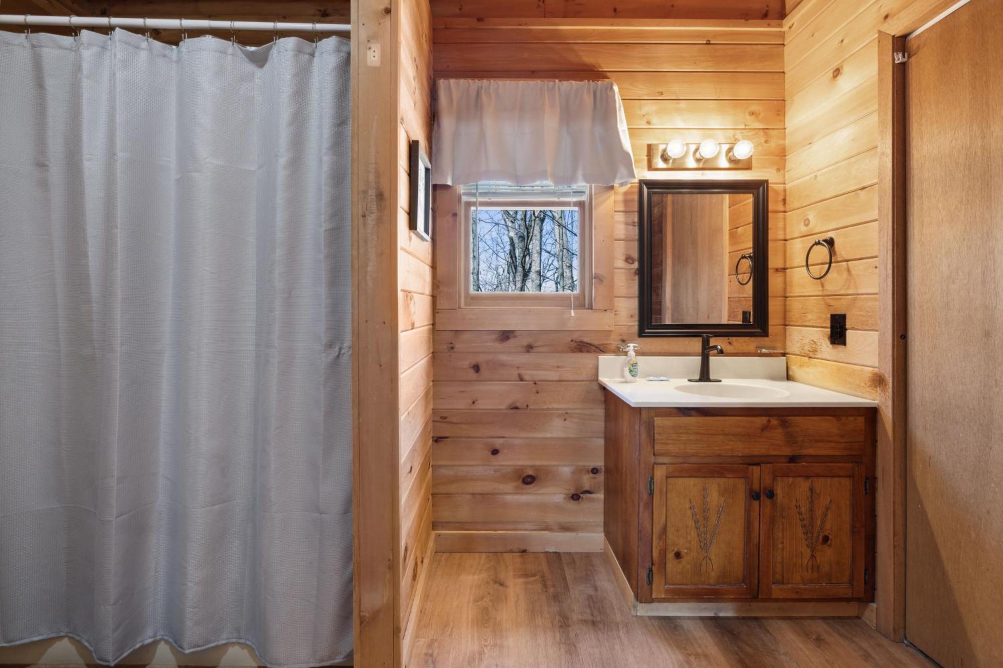 Cozy Family Friendly Cabin With Hot Tub, Near Gatlinburg, Pigeon Forge, Dollywood Sevierville Exteriör bild